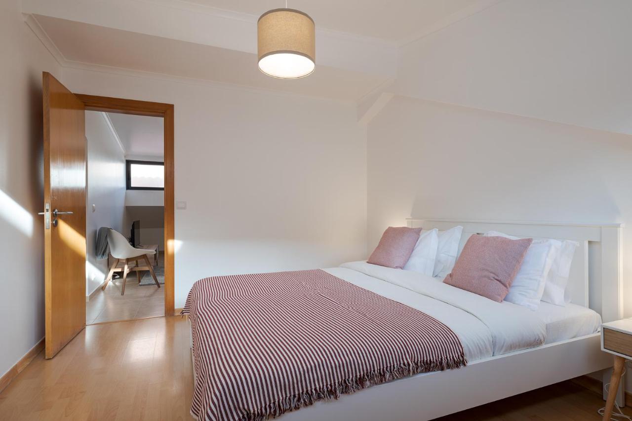 Central Gem IV - Lisbon Trendy Santos District With Dedicated Workspace ภายนอก รูปภาพ